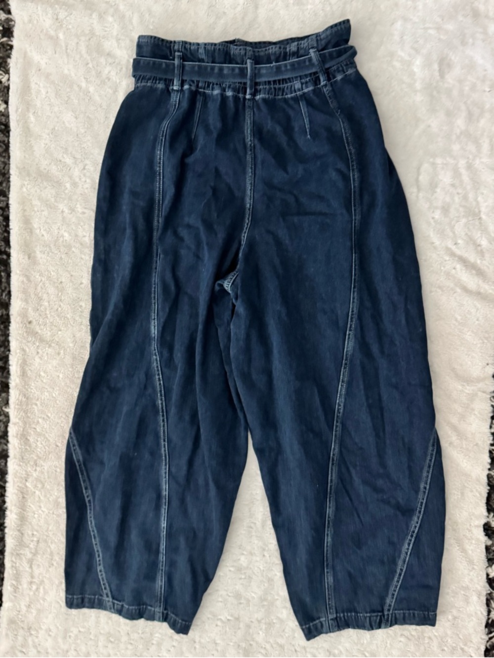WE THE FREE Amsterdam Belted High Waist Barrel Wide Leg Jeans  - SMALL FLAW - Picture 3 of 15
